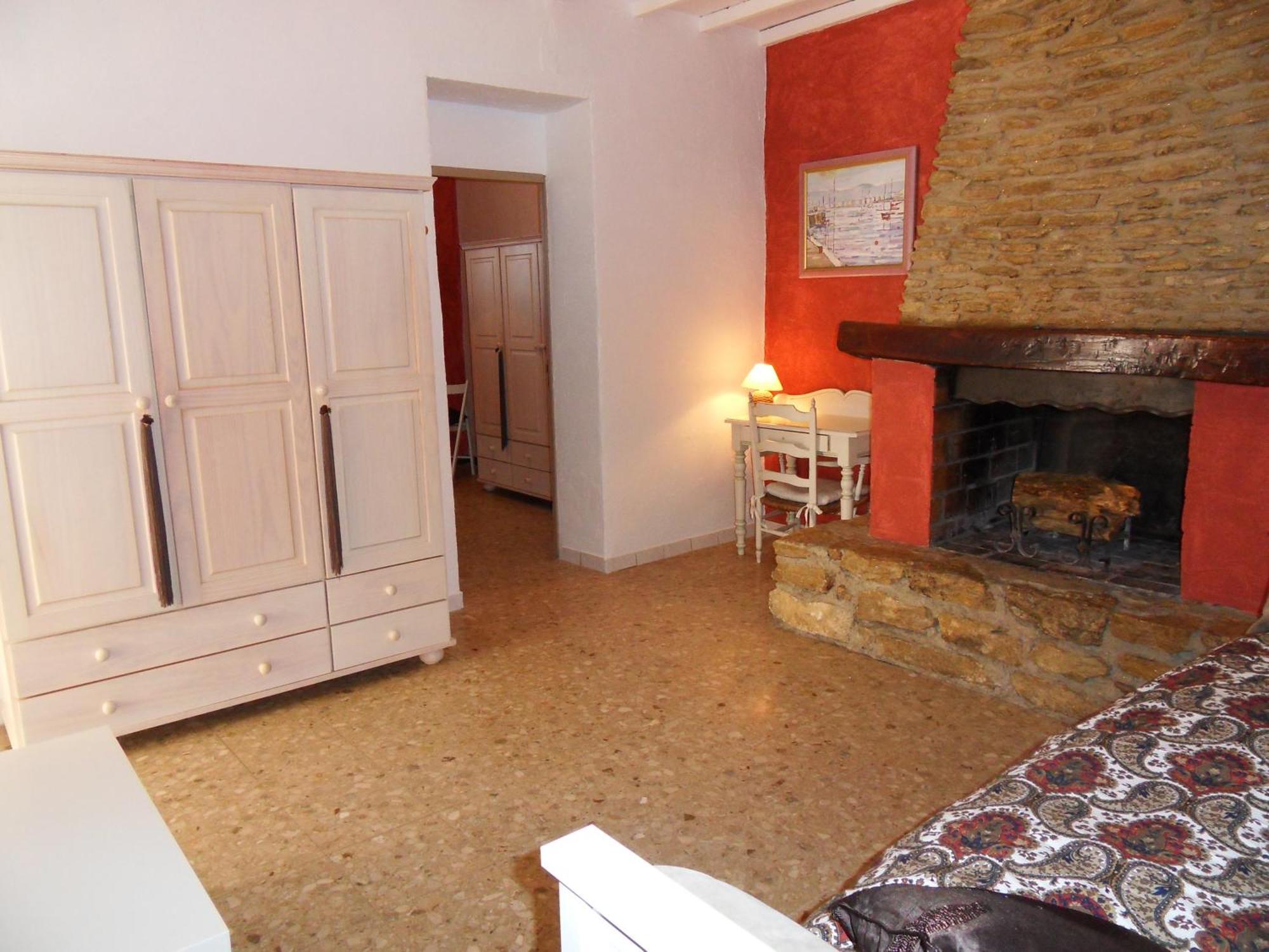 Le Jardin D'Ivana Chambres D'Hotes B&B Avec Piscine Chauffee Oppède Buitenkant foto