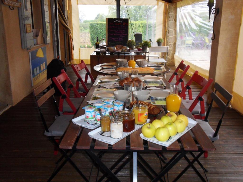Le Jardin D'Ivana Chambres D'Hotes B&B Avec Piscine Chauffee Oppède Buitenkant foto