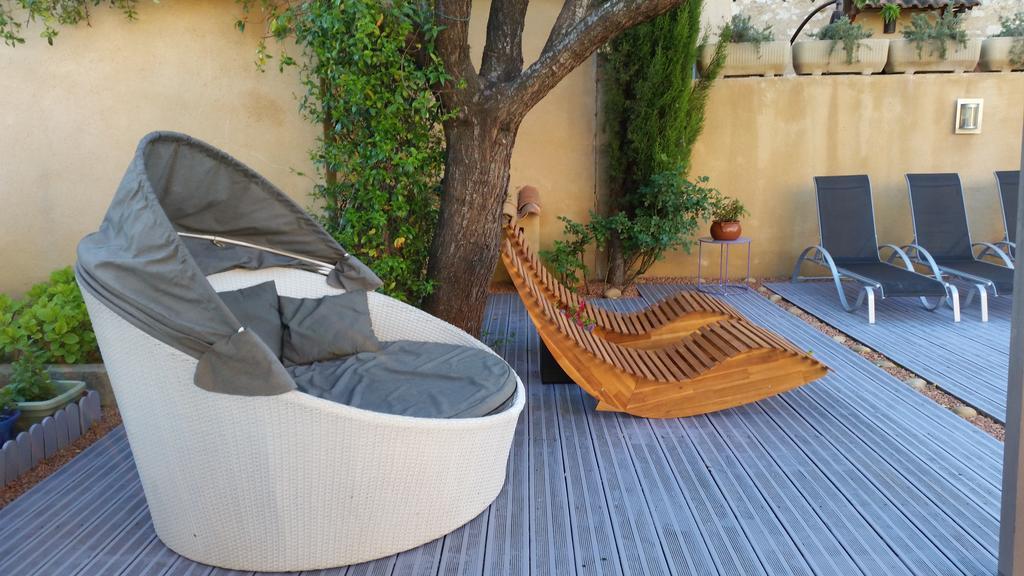 Le Jardin D'Ivana Chambres D'Hotes B&B Avec Piscine Chauffee Oppède Buitenkant foto