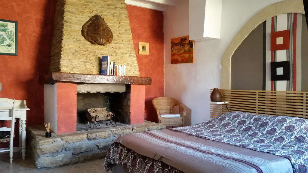 Le Jardin D'Ivana Chambres D'Hotes B&B Avec Piscine Chauffee Oppède Buitenkant foto
